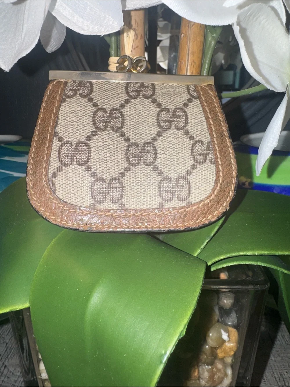 Vintage Rare Gucci GG Kiss Lock Authentic Small Coin Purse - Excellent Condition